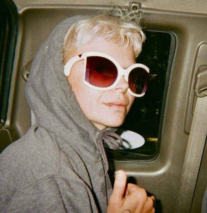 An image of Hannah Paradis in the car